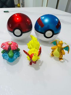 Pokémon figurines and Pokeball & Ultraball