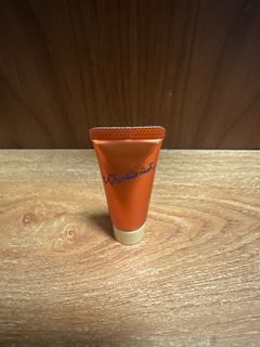 （分類：）位於 。 由 lovingcocochanel 提交（商品編號 1222765146，圖片 1）。簡介： 。