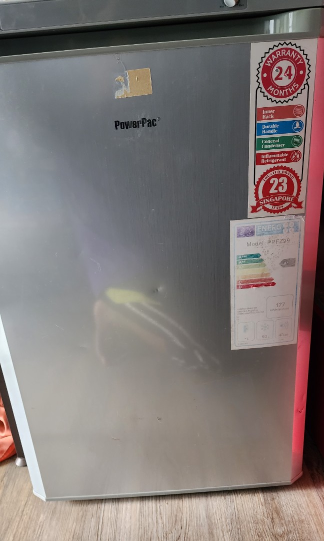 Powerpac 90l freezer, TV & Home Appliances, Kitchen Appliances