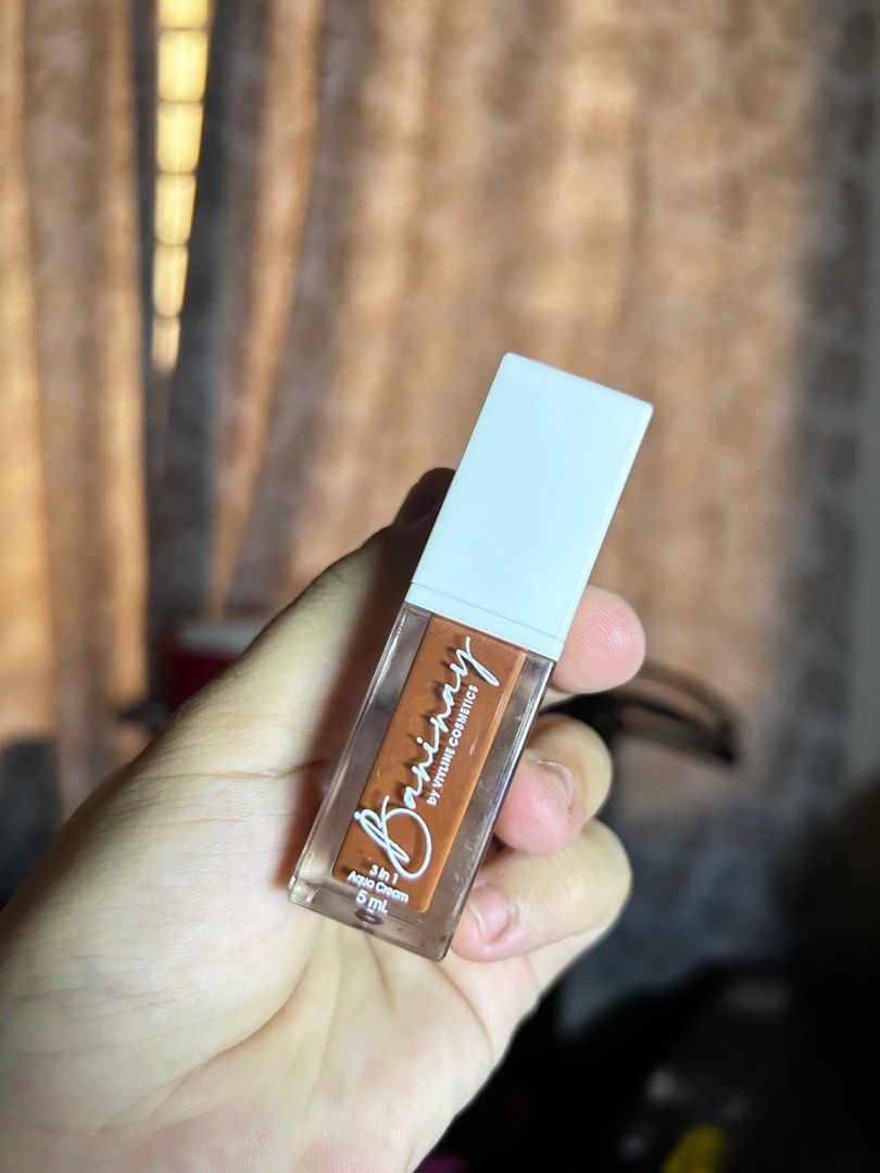 Preloved skyhigh, tomato, baninay (Category: Makeup) located in Taytay. Submitted by paulinesrlonlineshop17 (Listing ID 1222682046, Image 3). Description: Pm for details Sco for shipping Sky high -80% pa ₱150 Baninay 3x lang nagamit ₱100 Tomato 2x lang nagamit ₱100.