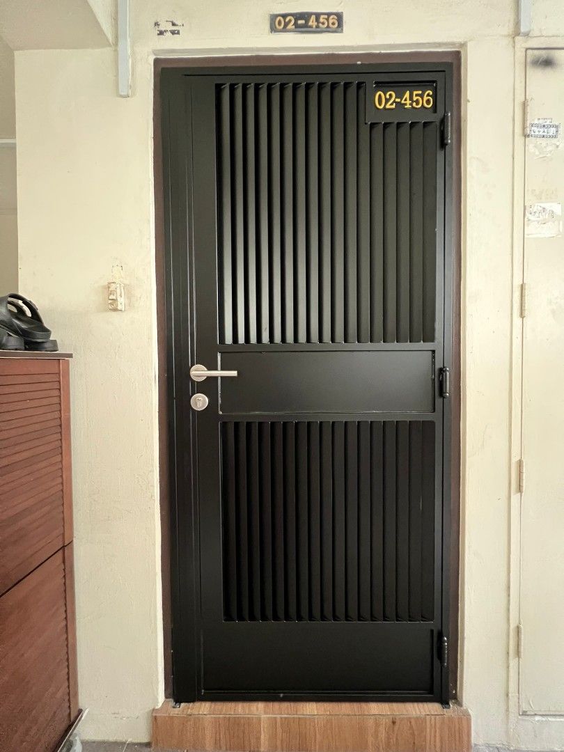 HDB 4x7 Privacy Gate , Furniture & Home Living, Security & Locks, Locks