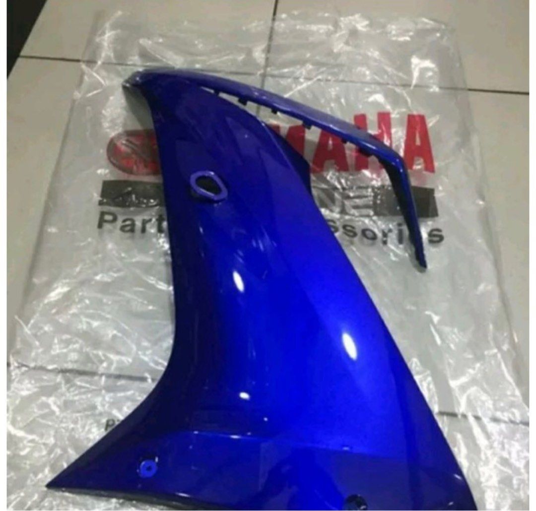 r15 v3 side fairing