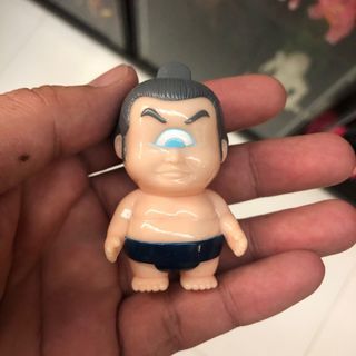 Realhead RxH Cyclop mini sumo sofubi Kaiju Japan