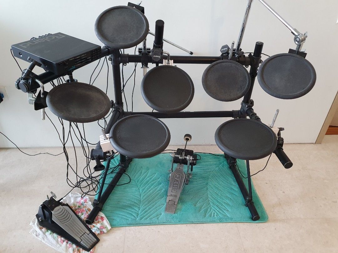 Roland TD5 electronic drumset, Hobbies & Toys, Music & Media, Musical