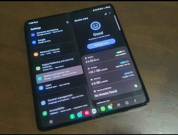Samsung fold, Mobile Phones & Gadgets, Mobile Phones, Android Phones