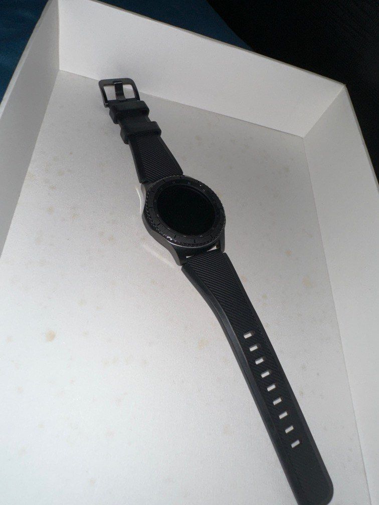 Gear s3 discount frontier phone compatibility