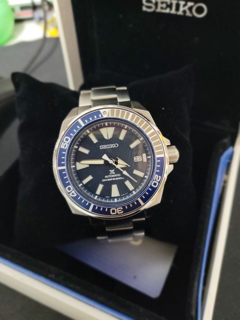 Automatic with manual winding capacity top
