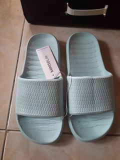 (Kategori: ) berada di . Dikirim oleh N.Y.Sarang (ID iklan 1222729438, Gambar 1). Deskripsi: .