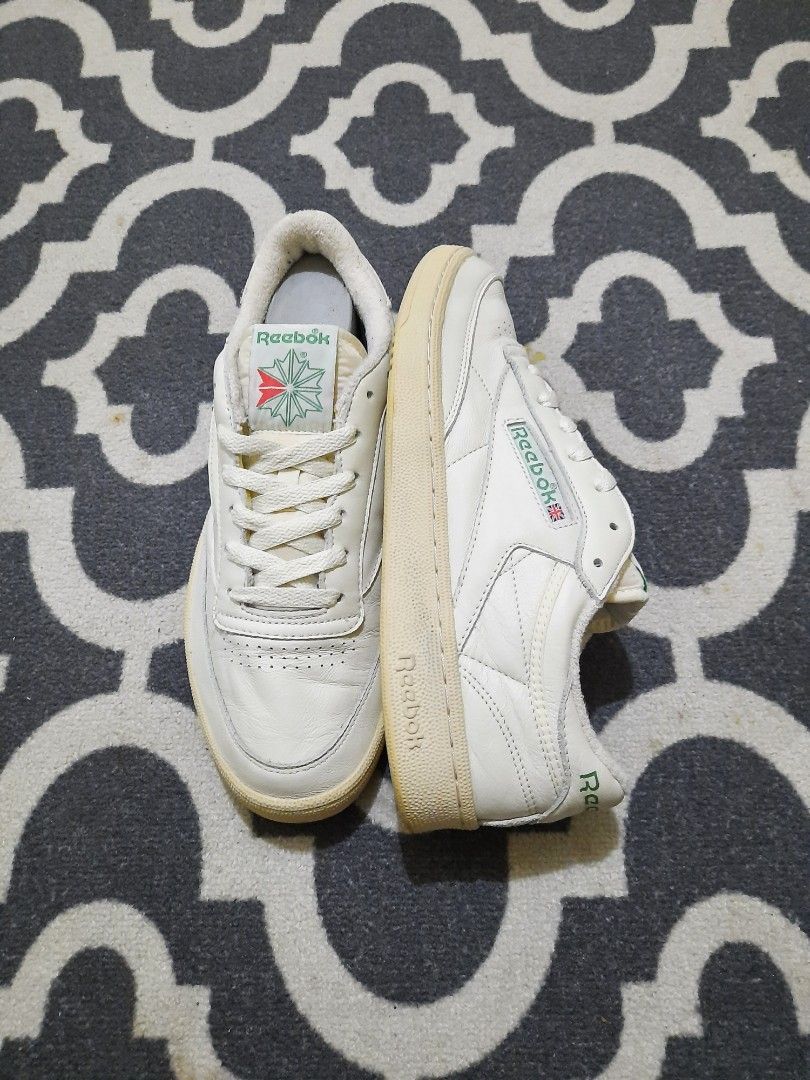 Sepatu shop reebok classic