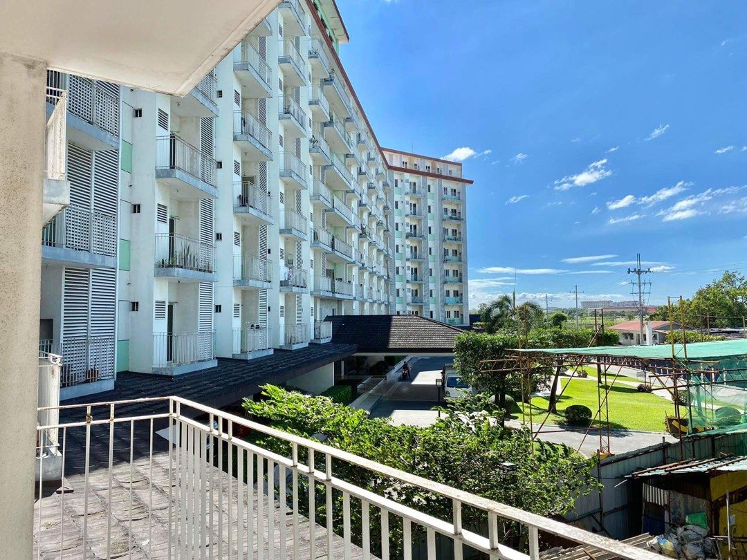 SMDC Field Residences, Property, For Sale, Apartments & Condos on Carousell