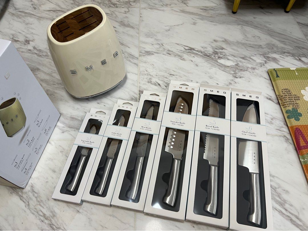 Unboxing SMEG Knife Block, My New Collection, Video published by Azie 🍋
