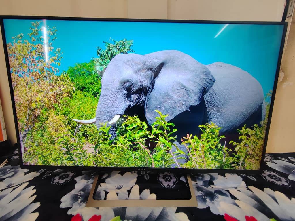Sony 55 inchi 4k Smart LeD, TV & Home Appliances, TV & Entertainment
