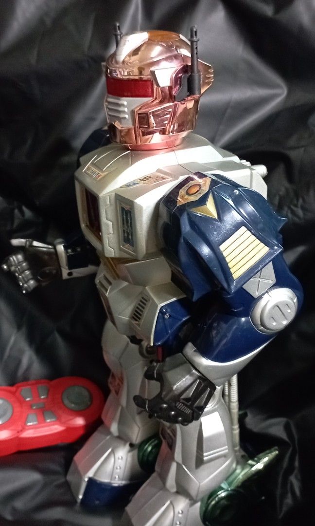 Space fighter robot cheap toy