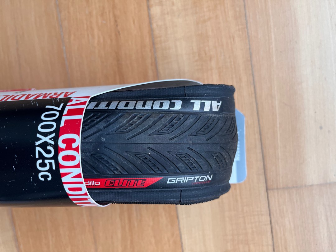 Specialized all condition 700x25c top