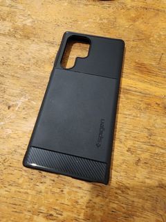 Spigen Rugged Armor