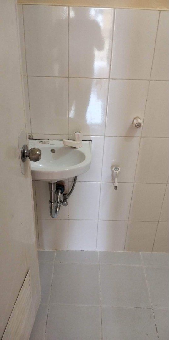 Studio Apartment for Rent Sta. Mesa, MANILA on Carousell