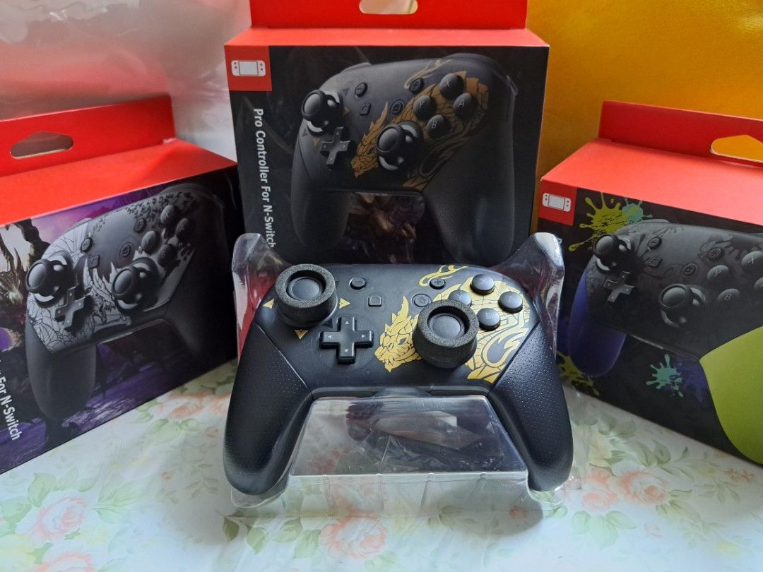 Switch pro controller （分類：手掣）位於 Hong Kong。 由 alyssalam1995 提交（商品編號 1222688913，圖片 3）。簡介： 。