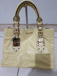 (Kategori: ) berada di . Dikirim oleh il_prilop (ID iklan 1222778617, Gambar 1). Deskripsi: .