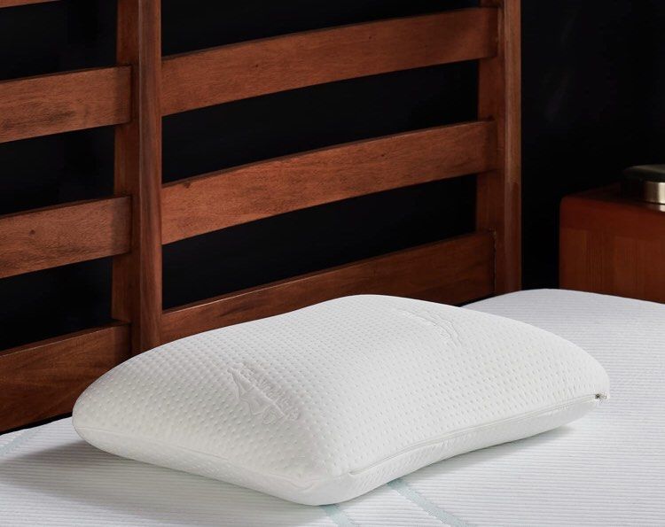 TEMPUR SYMPHONY PILLOW, Furniture & Home Living, Bedding & Towels on