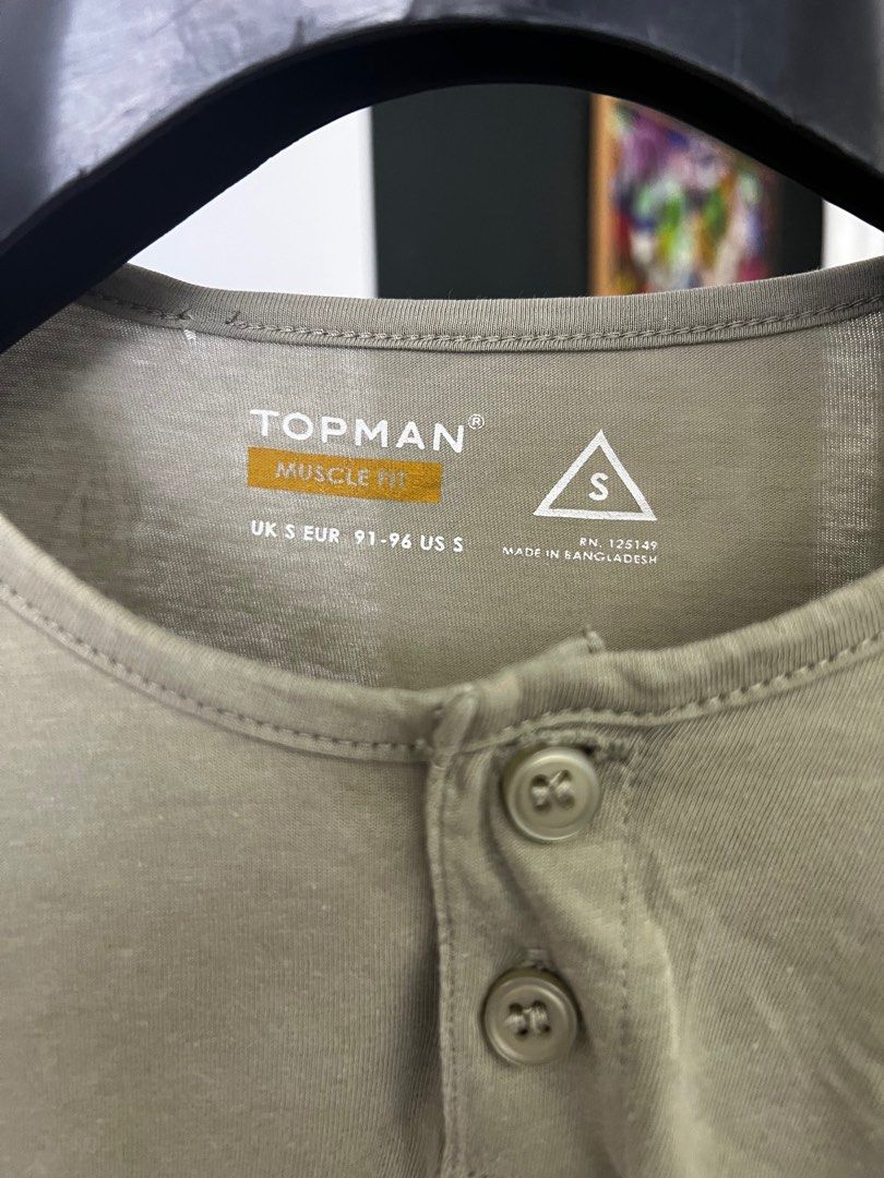 Muscle fit t shirts best sale topman
