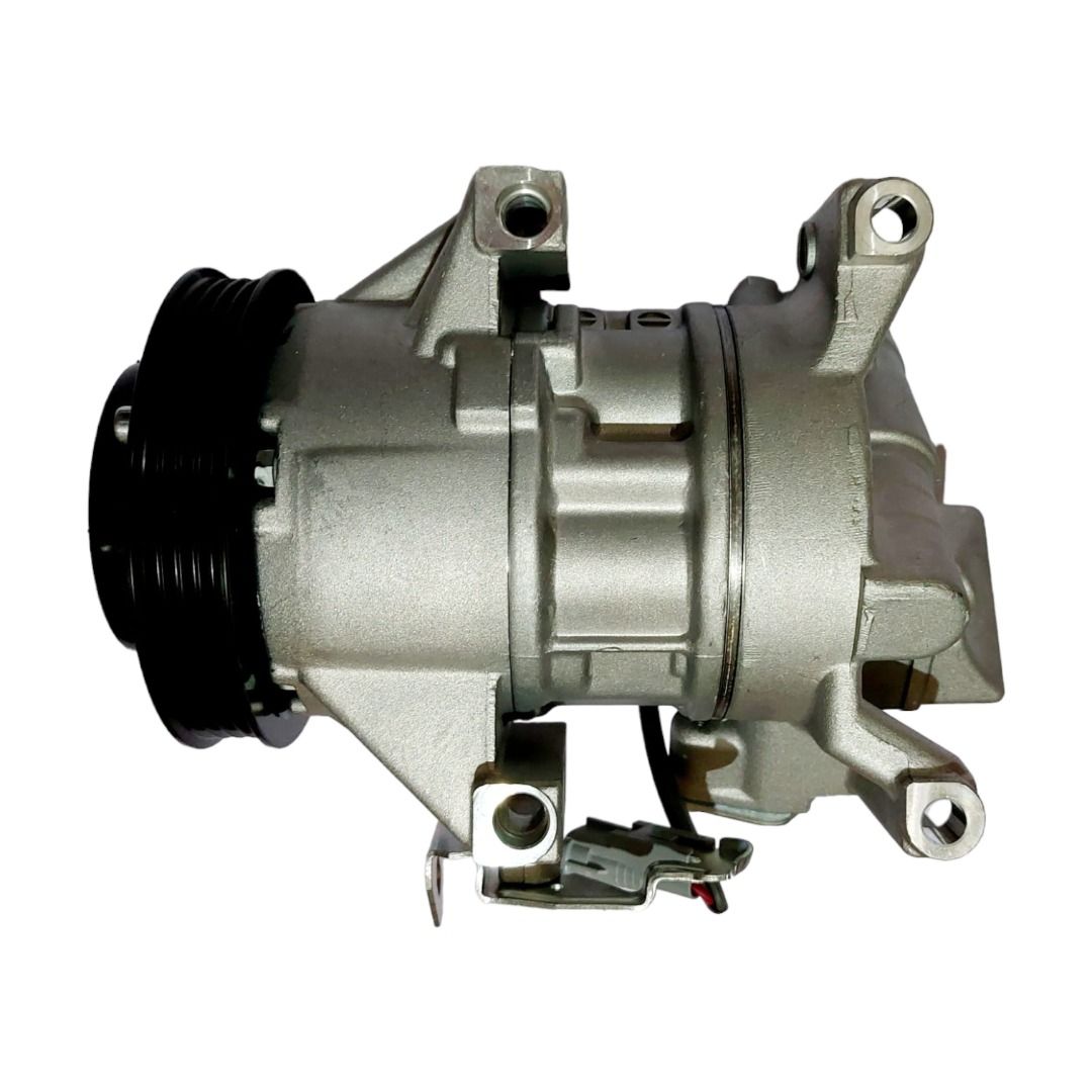 Toyota Yaris AC Compressor, Car Parts & Accessories, Engine and Aircon