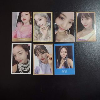 TWICE- Official Photocards