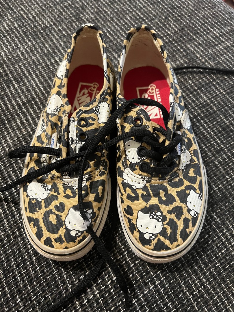 Vans Hello Kitty for Kids, Babies & Kids, Babies & Kids Fashion on ...
