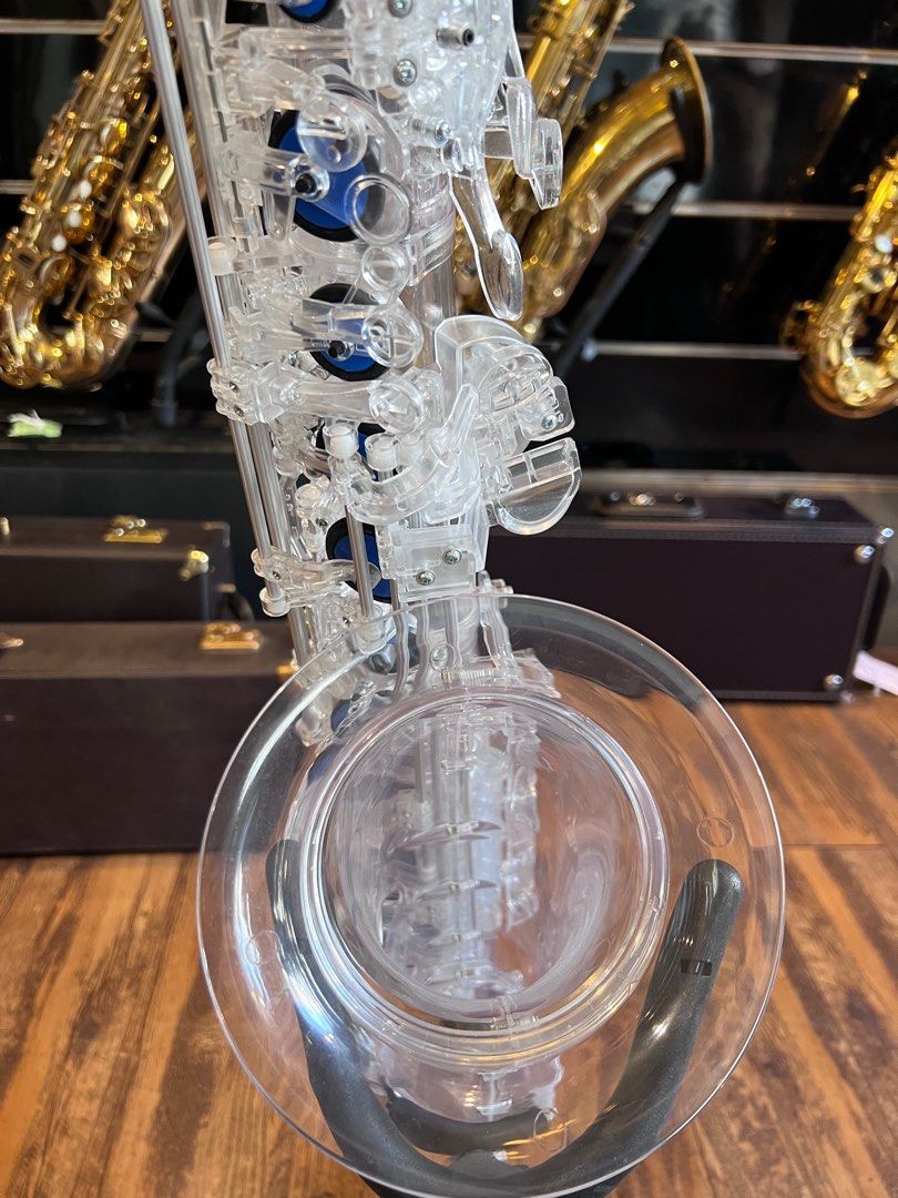 Vibrato Tenor Saxophone, Hobbies & Toys, Music & Media, Musical