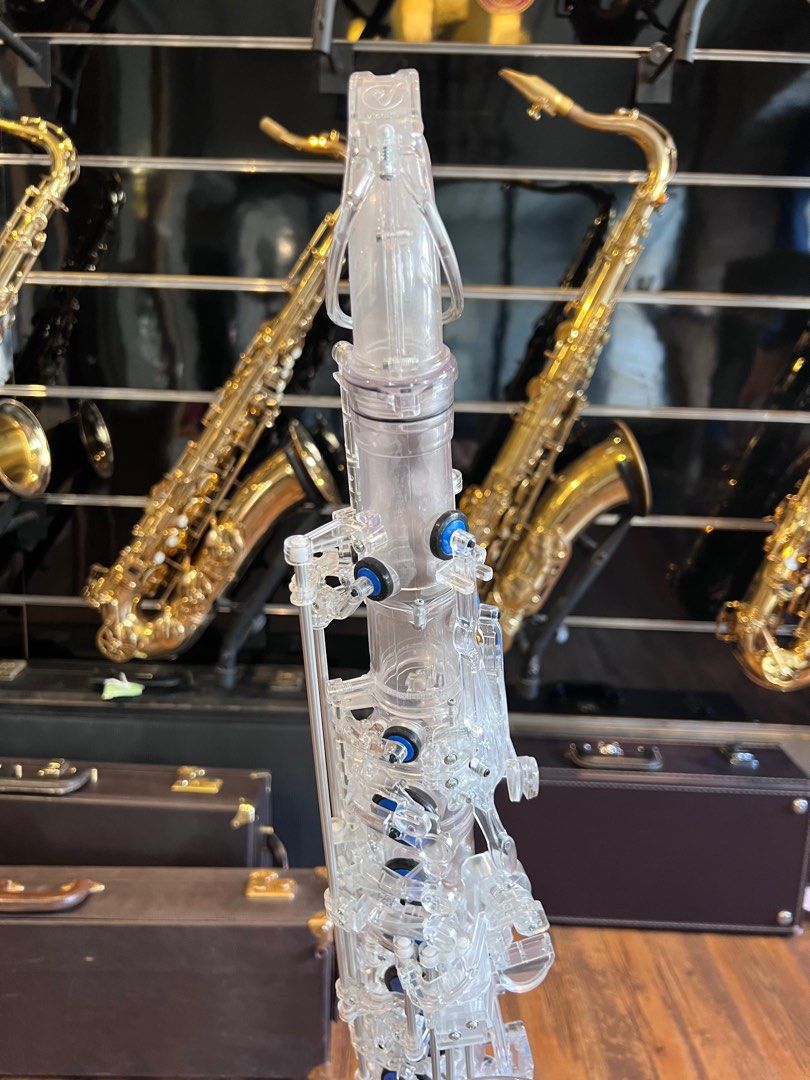 Vibrato Tenor Saxophone, Hobbies & Toys, Music & Media, Musical