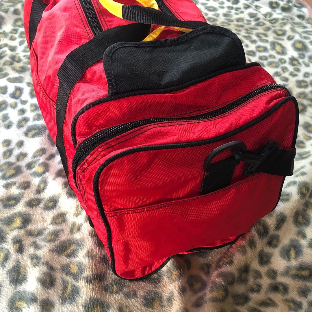 Vintage Marlboro Duffle Bag, Men's Fashion, Bags, Sling Bags on Carousell