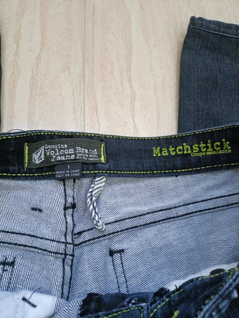 Volcom matchstick jeans, Women's Fashion, Bottoms, Jeans on Carousell