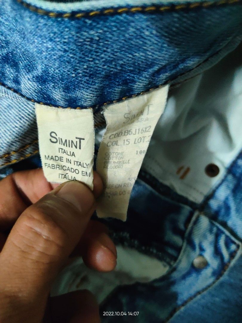 Vtg Armani jeans 100 original. Made in italy Men s Fashion