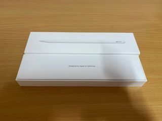 Warranty April 2023  Apple Pencil Gen 2   Full Box Like New  Interested please click chat to contact me