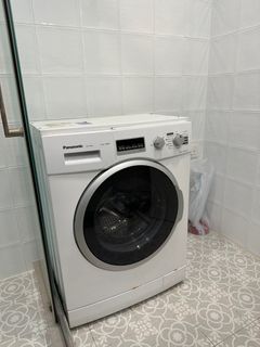 （分類：）位於 。 由 svslam 提交（商品編號 1222650938，圖片 1）。簡介： 。