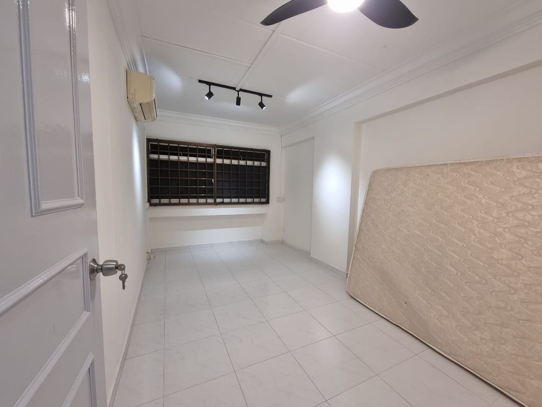 Whole unit Rental Avail MidApr'23 Walking Distance To Yew Tee MRT