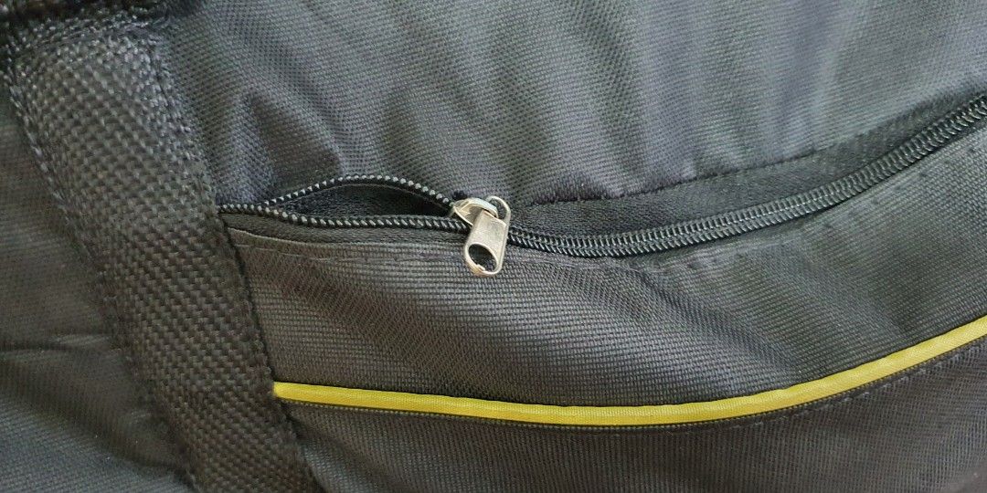 Yamaha 61key Keyboard PSRE453 + Xstand + Storage Bag, Hobbies & Toys