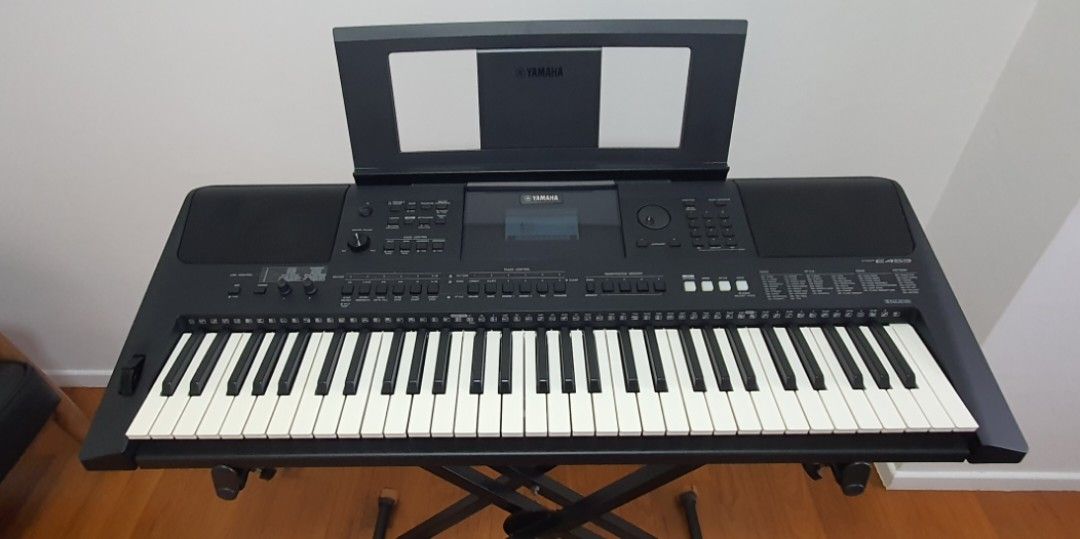 Yamaha 61key Keyboard PSRE453 + Xstand + Storage Bag, Hobbies & Toys