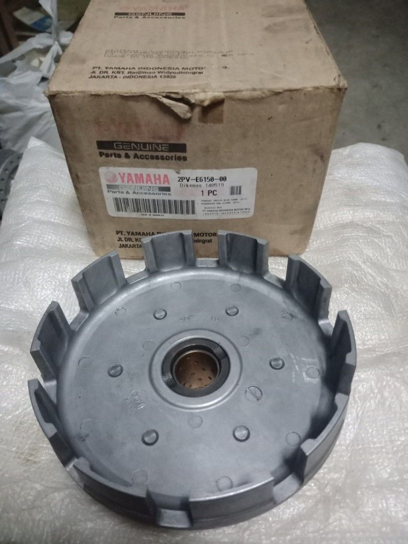 Yamaha clutch housing, Motorbikes, Motorbike Parts & Accessories, Body