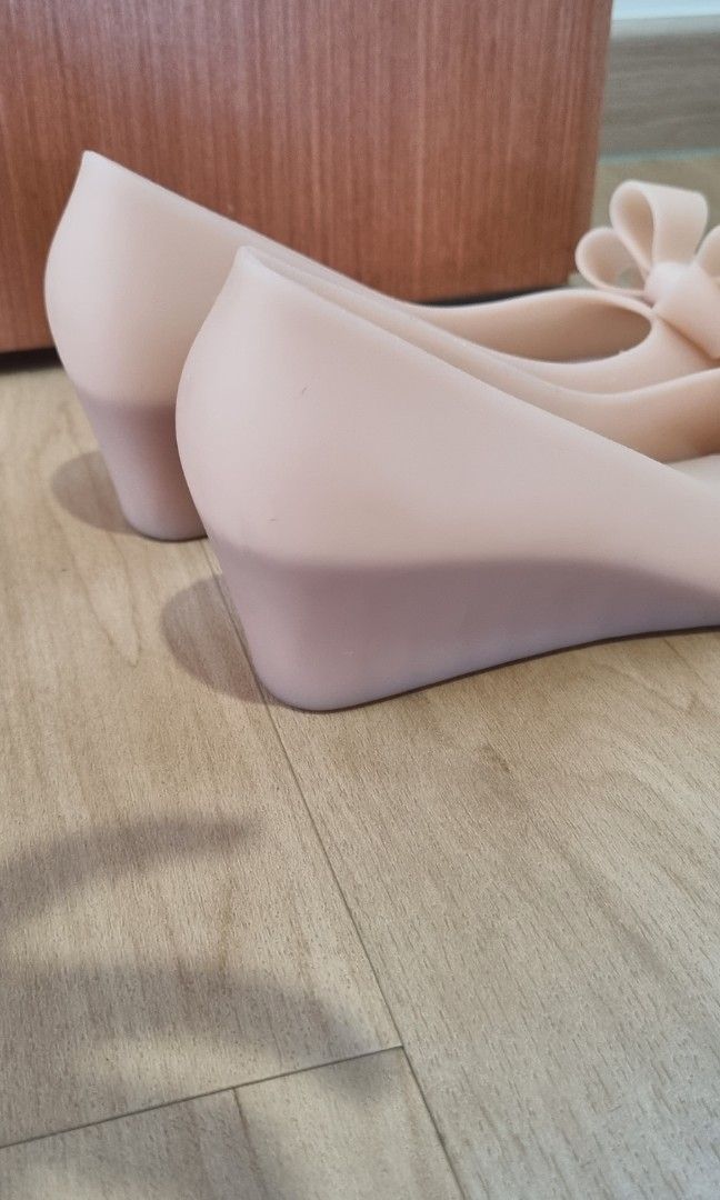 Wedges jelly clearance