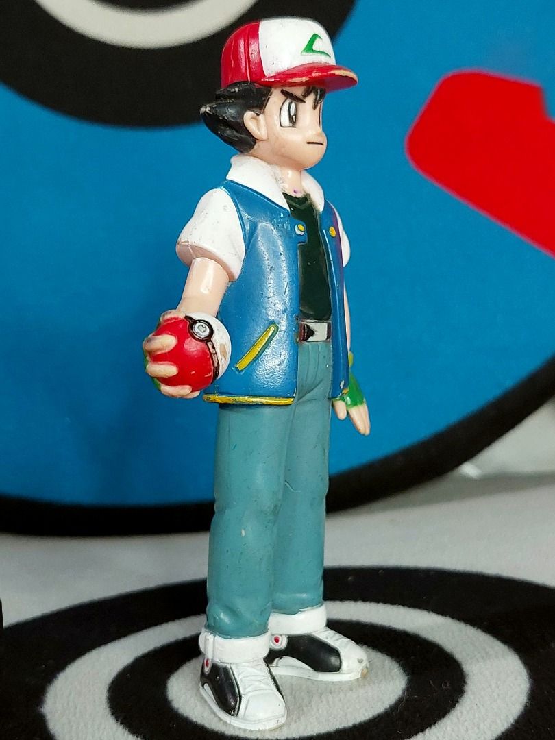 4.5-Inch Vintage 1998 Ash Ketchum Pokemon Action Figure (Auldey