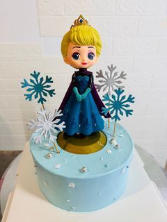 6inch Elsa cake Frozen theme