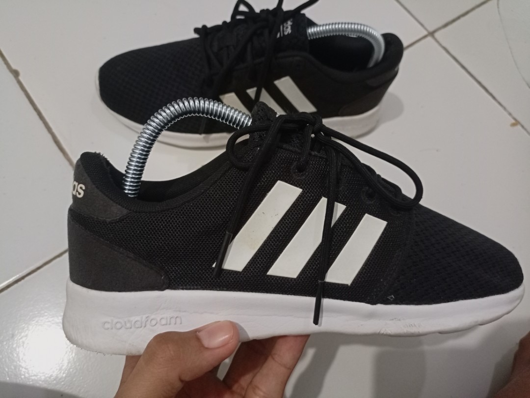 Adidas running on Carousell