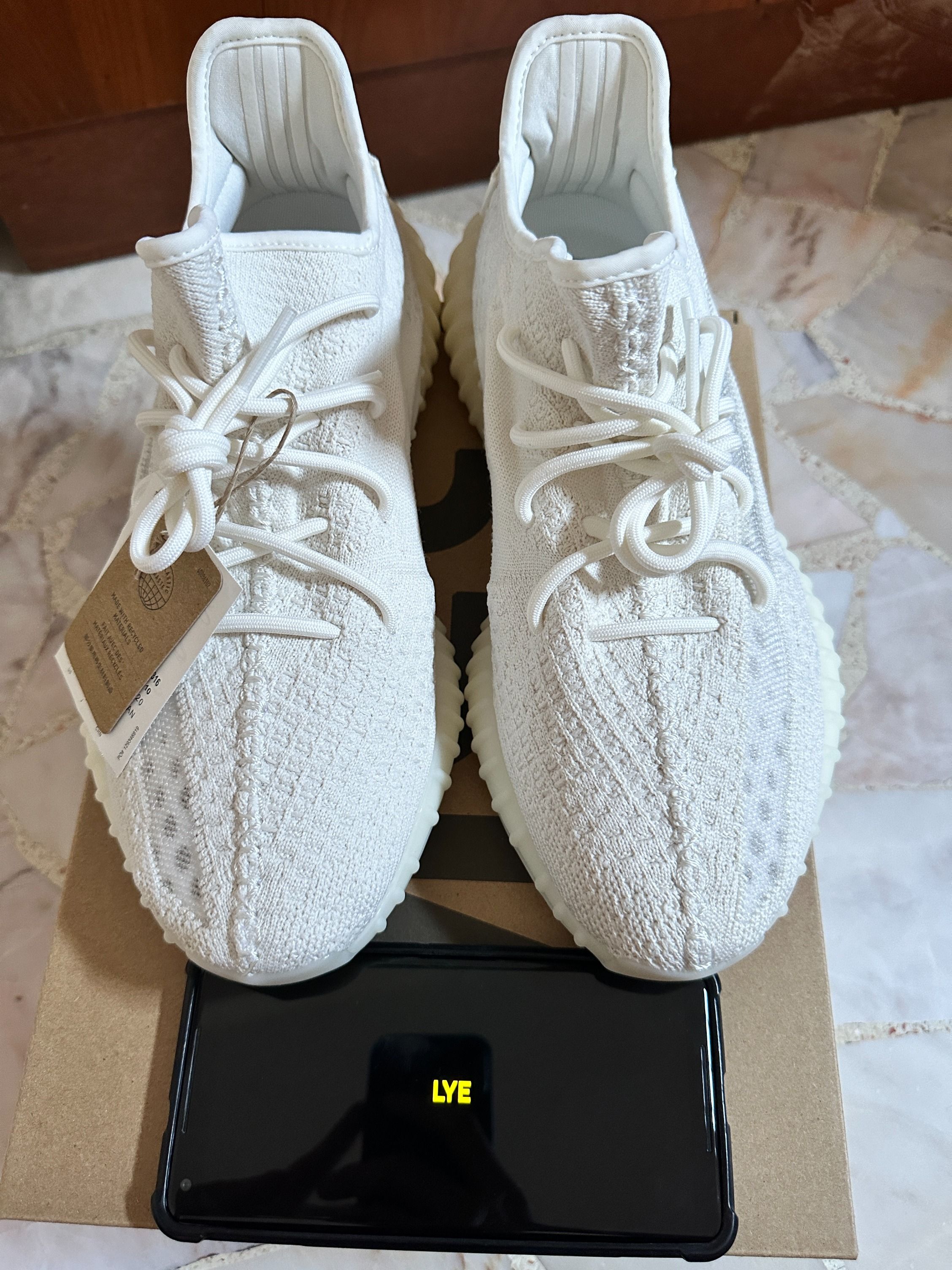 New discount yeezys white