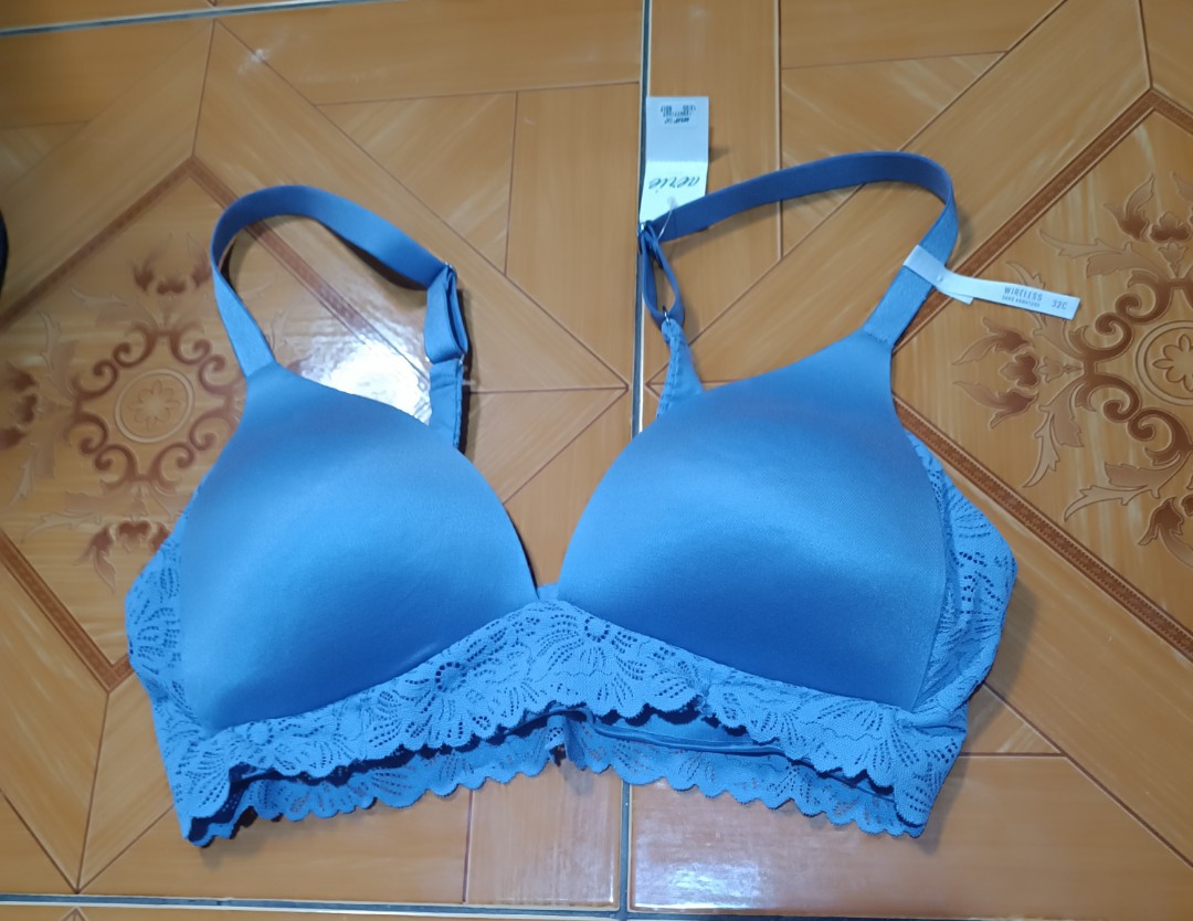 XL AERIE BRA NONWIRE NOT PADDED, Women's Fashion, Undergarments &  Loungewear on Carousell