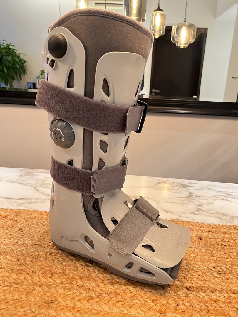 Aircast AirSelect Walker Brace/Walking Boot (Standard), Health