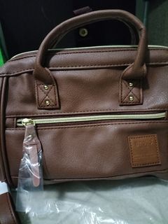 (Kategori: ) berada di . Dikirim oleh rahma_d (ID iklan 1222957390, Gambar 1). Deskripsi: .