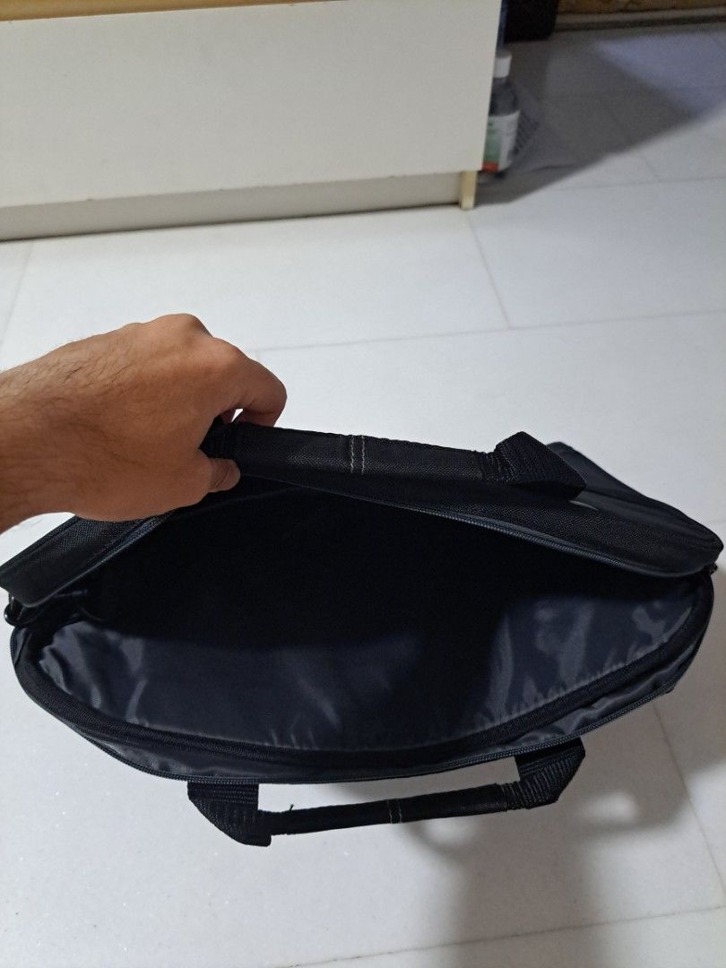 Asus laptop sling bag, Computers & Tech, Parts & Accessories, Laptop