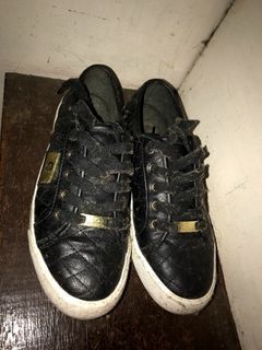 Authentic / Original Guess Black Quilt Sneakers