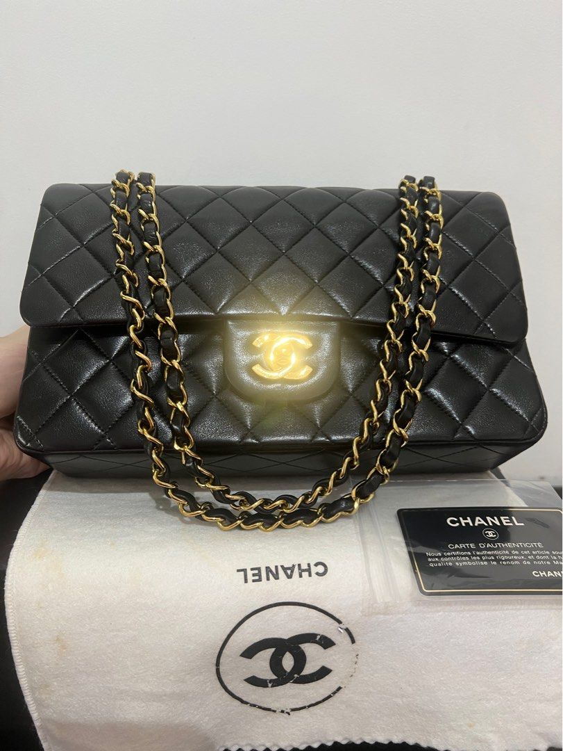 Authentic Full Set Pristine Puffy Flawless Condition Chanel Vintage 25cm  Medium CF Classic Double Flap Bag With Black Lambskin Leather in Rich Shiny  Yellow 24k Gold Hardware Series #2, Luxury, Bags 