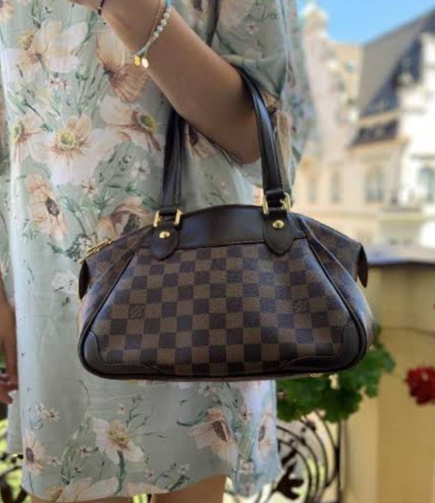 Louis Vuitton Verona PM Bag Review 